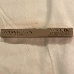 Anastasia Beverly Hills Brow Definer NIB Caramel color